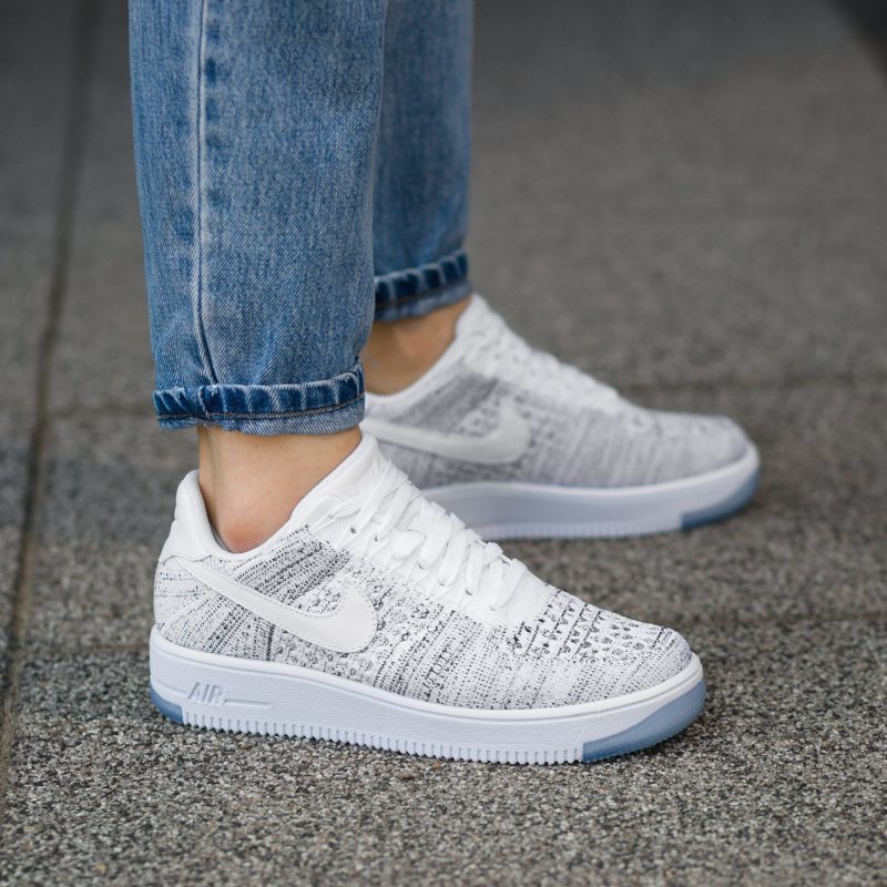 nike air force low flyknit